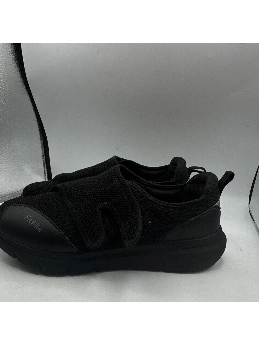 FitVille Mens Black Mesh Hook & Loop Strap Sneaker Wide Lightweight Size 11EEW